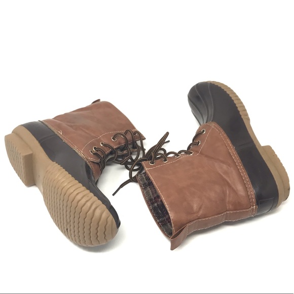 Shoes - Adriana Duck Boots leather plaid lined 7.5